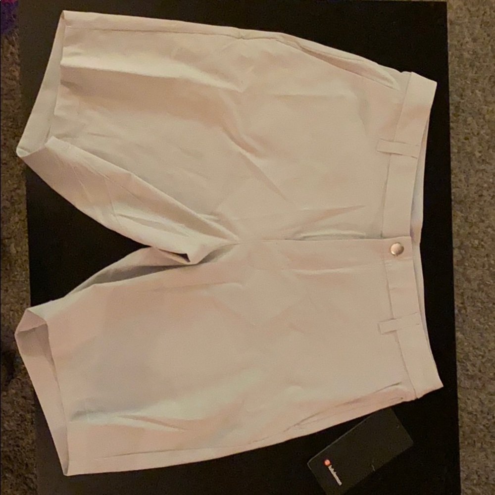 Commission Short Classic 9”